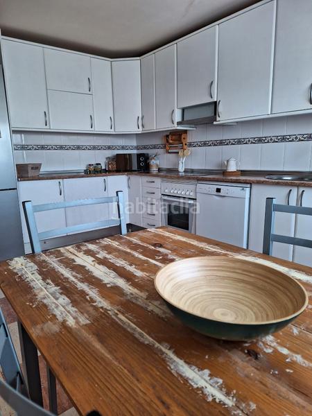 Foto ddfbb2ef-52bb-4bda-922c-bc02f2dc4eaf. Casa adossada amb xemeneia calefacció aparcament a Novés