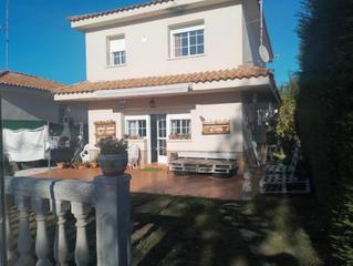 Chalet  Calle garcilaso de la vega. Venta  vivienda unifamiliar batres