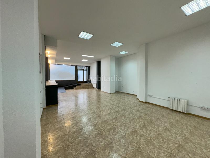 Foto 9f6a841c-47f5-482a-b697-5faa1a7345d6. Local comercial en Guardia Civil-Zona Industrial Valdemoro