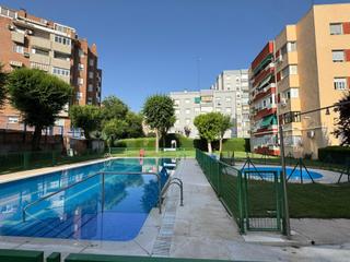 Pis a El Naranjo. Nuevo a estrenar, piscina !!