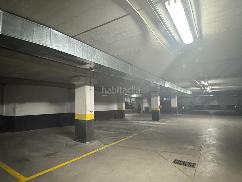 Foto f0636213-6870-470e-98b1-abc0c6878554. Aparcament cotxe a Zona Centro Joven Alcorcón