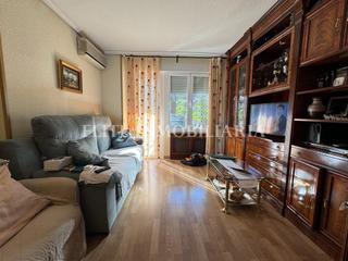 Appartement à Zona Centro Joven. Reformado, todo exterior !