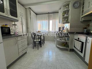 Piso en Zona Centro Joven. Reformado, todo exterior !