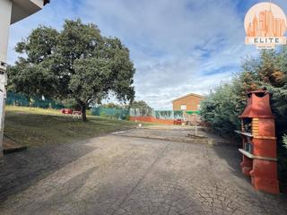 Xalet en Casar de Escalona (El). Para entrar a vivir !