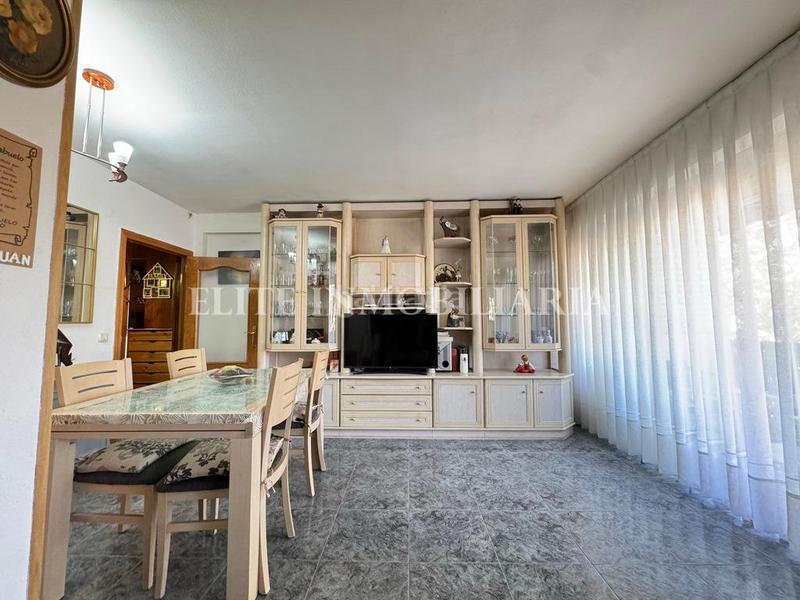 Foto 3a025d4a-1a78-4a03-b825-56fe369a5851. Pis amb calefacció piscina a Villayuventus-Renfe Parla