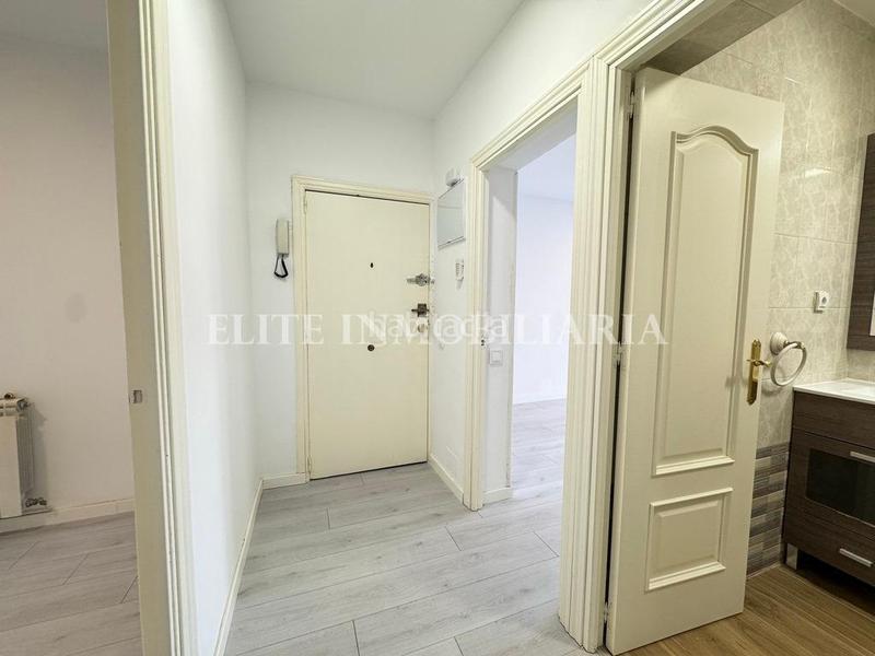 Foto f08cfea5-6e58-4c80-83fc-42c9a5d508f1. Flat with heating in Casco Antiguo Alcorcón