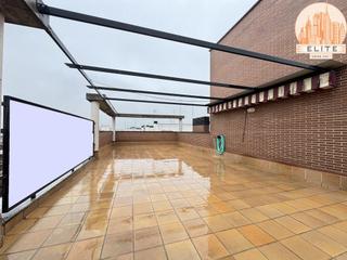 Pis a Casco Antiguo. Garaje, trastero, piscina !