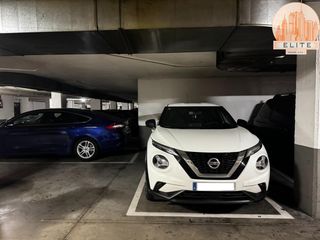 Aparcament cotxe a Zona Renfe