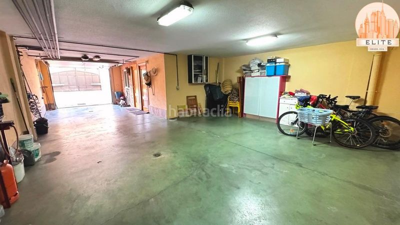 Foto 442e760b-e80b-46a7-b808-ca06c16ec419. Casa aparellada amb calefacció aparcament piscina a Torrejón de la Calzada