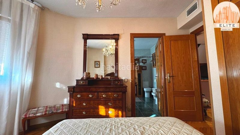 Foto 4e28bc98-9560-4117-b095-7ac2c96d182e. Casa aparellada amb calefacció aparcament piscina a Torrejón de la Calzada
