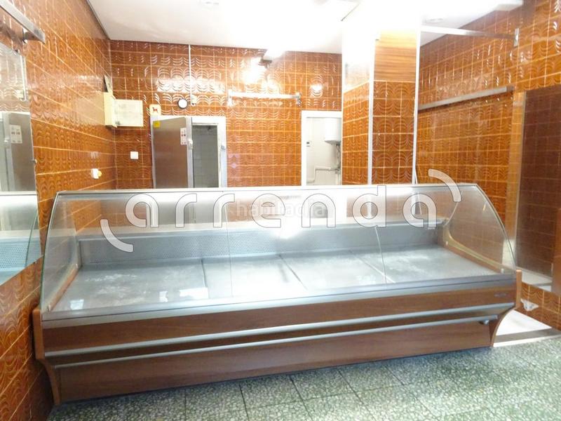 Foto 24900de7-0e43-4c28-aeb3-5db1a8fd8484. Lloguer local comercial a Numancia - San Fernando Santander