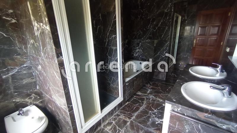 Foto e9da2ac8-ddaa-4ec6-ad0f-7cf6a8544924. Casa en Peñas Albas - Zulema Villalbilla