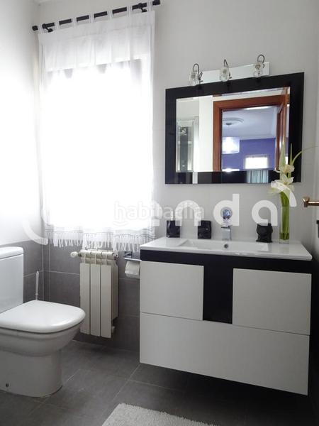 Foto 00527592-11e4-4a5b-9986-88fd0b292c17. Lloguer casa adossada amb calefacció aparcament a Miengo