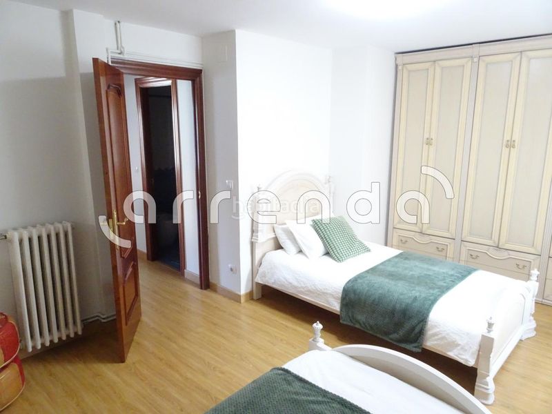 Foto 631e4bf0-cb7b-46f3-8eb3-342f3fe906b5. Rent flat with heating in Centro - Ayuntamiento Santander