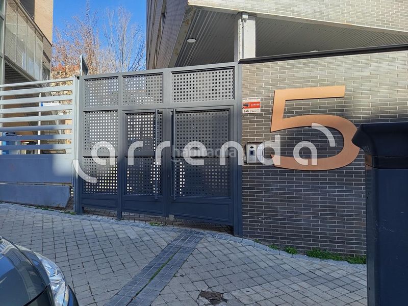 Foto 8c559bb3-7819-49a1-be1e-7ff38c26e2c9. Aparcament cotxe a Acacias Madrid