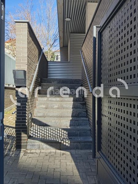 Foto ba390f2a-0215-4b31-96a3-f722dfef063a. Aparcament cotxe a Acacias Madrid