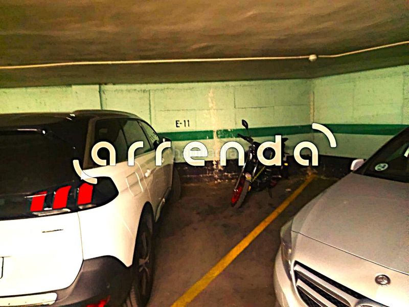 Foto 58b71795-4e81-45c3-bd44-eeba2efcf887. Aparcament cotxe a Acacias Madrid