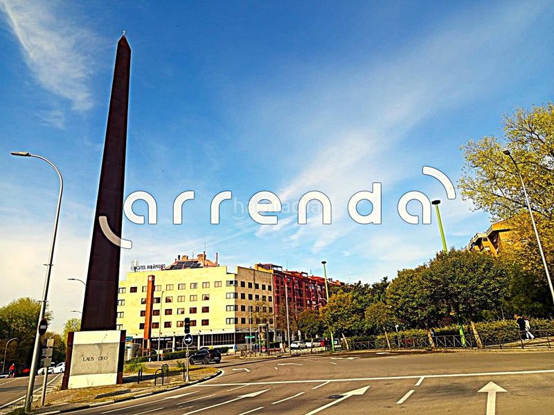 Foto 58e1d1d0-0048-42e0-a6f0-58f23e81b389. Aparcament cotxe a Acacias Madrid