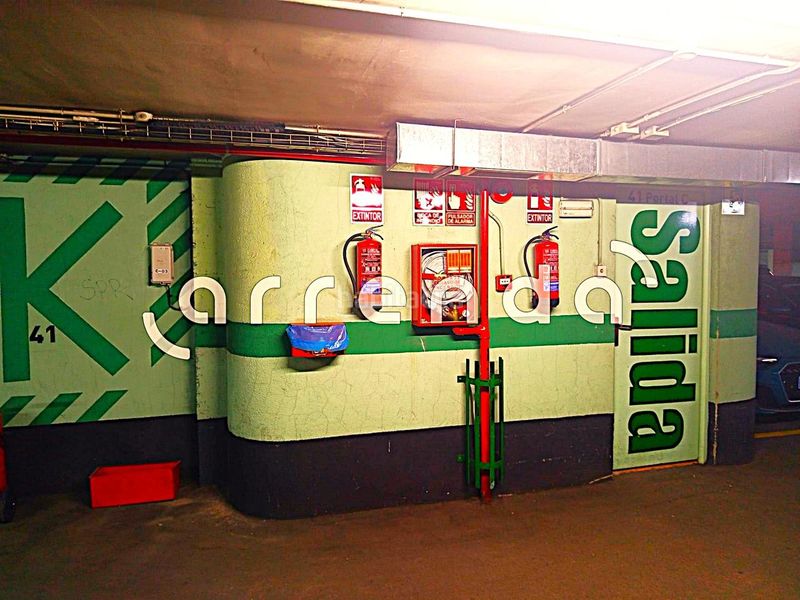 Foto d1141a3e-c83d-4fa1-b7b7-1bd01056ca21. Aparcament cotxe a Acacias Madrid