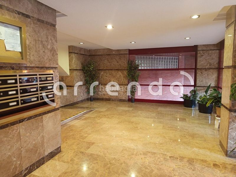 Foto f29b3d81-edbc-47ed-9b31-ea63ebd1eb3c. Aparcament cotxe a Acacias Madrid