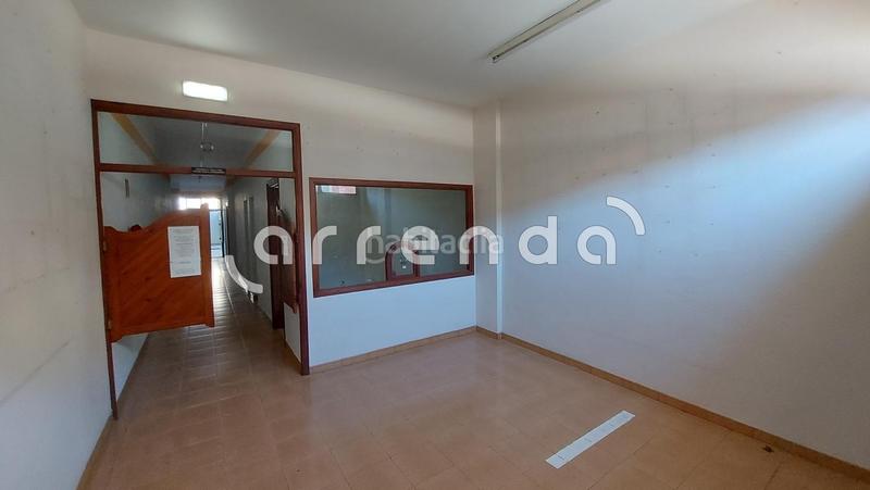 Foto fdd400f0-0c4a-47a4-bd4e-00b6e34fb848. Alquiler local comercial en Maliaño Camargo