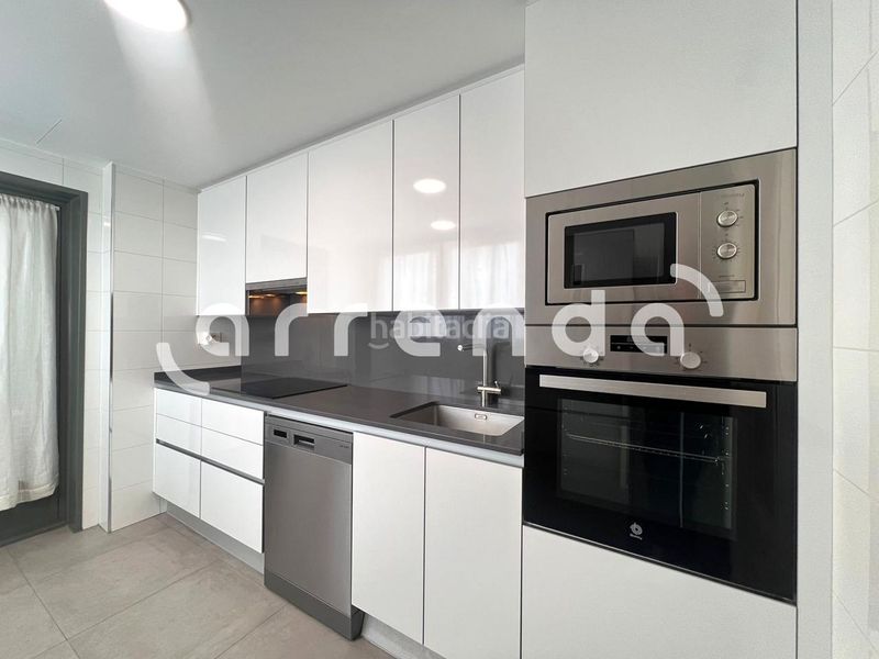 Foto 17f87013-2320-44cf-8246-068ba2ebd3c7. Alquiler piso en Aluche Madrid