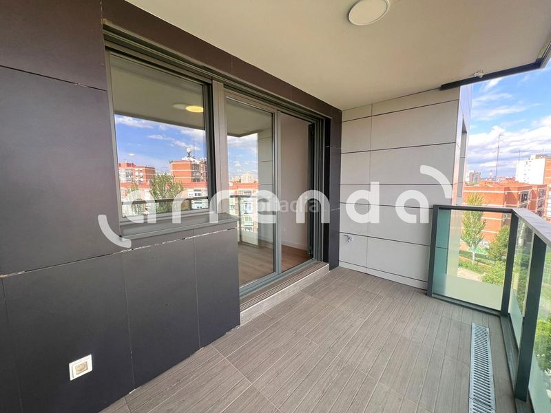 Foto 1c135879-25f5-486e-bec2-3153d3443fb2. Alquiler piso en Aluche Madrid
