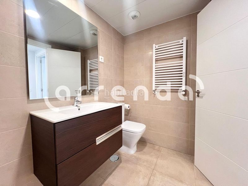Foto ff8eda3b-c84b-4a86-8902-7bf9368e450b. Alquiler piso en Aluche Madrid