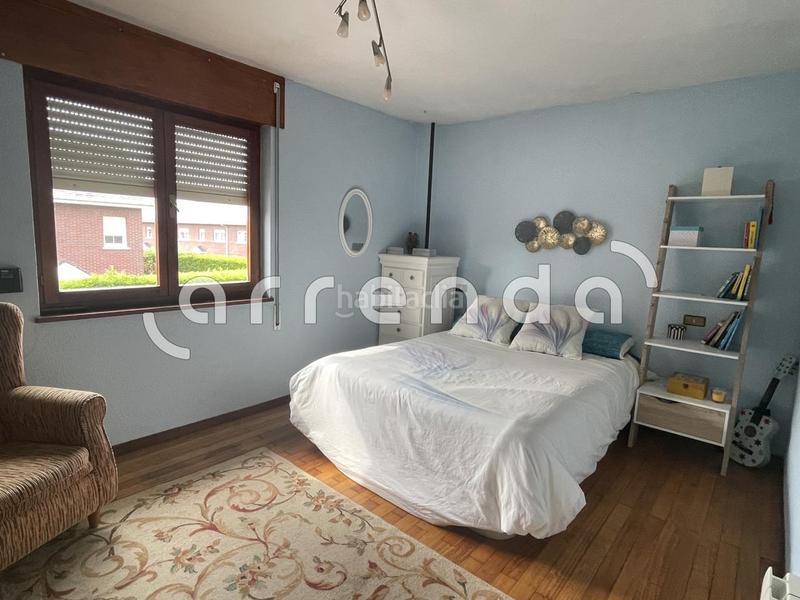 Foto 90086911-b2f0-46ac-b1ed-b37b72ac353b. Reihenhaus in barrio el pontón 178 in Marina de Cudeyo