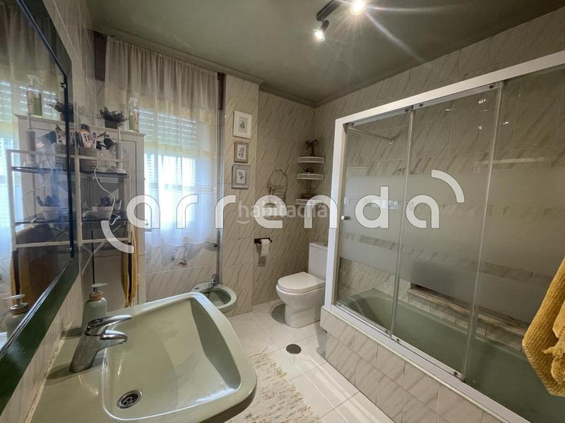 Foto f6e5813d-5ff2-4804-b9fb-3e3d22a18614. Reihenhaus in barrio el pontón 178 in Marina de Cudeyo