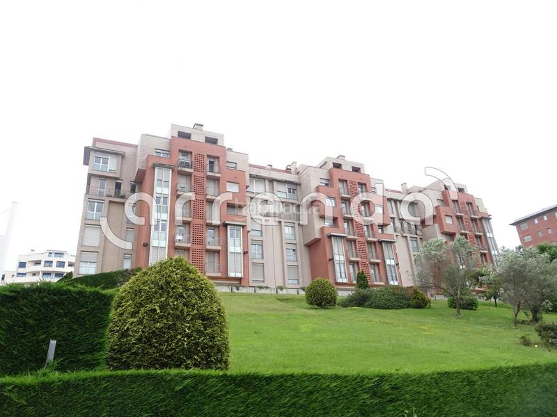 Foto bd10d612-b76e-46c6-acc4-32a9cce78f4c. Miete autoparkplatz in La Pereda Santander