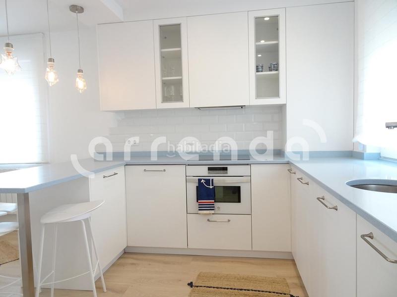 Foto 36682077-ad25-485d-9be8-30d5d87b143c. Lloguer apartament amb calefacció a Puerto Chico Santander