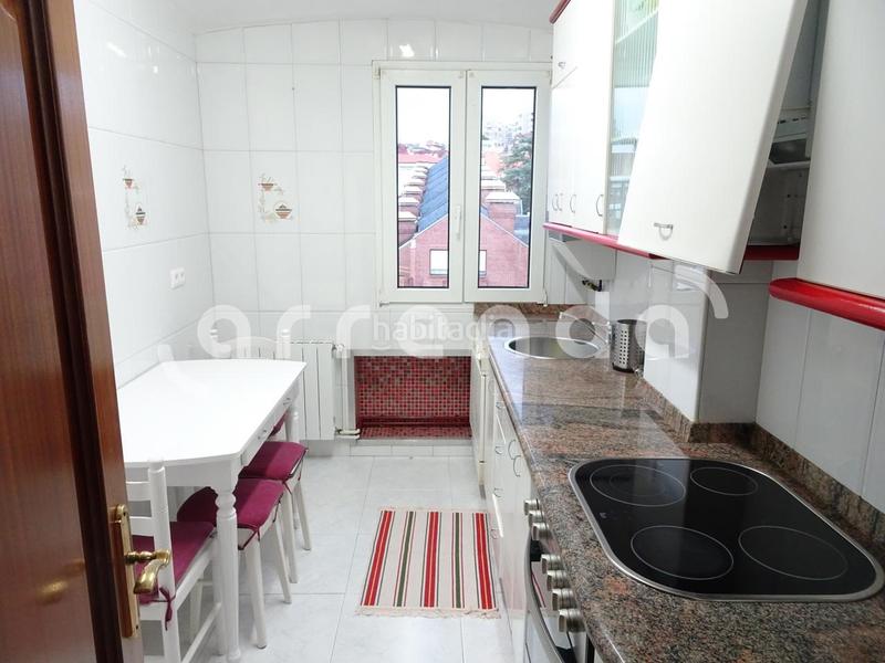 Foto 2058b748-0325-4ec3-98f2-db03641d8ef1. Location appartement avec chauffage dans Cuatro Caminos Santander