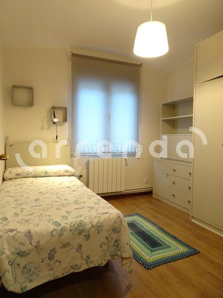 Foto 91c90e42-3b87-4d4b-95b8-04668c19f773. Location appartement avec chauffage dans Cuatro Caminos Santander