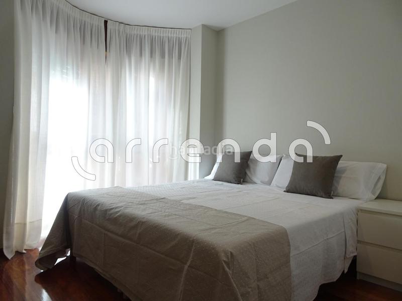 Foto fb604cad-71de-4117-93ed-4b05b2146b96. Miete etagenwohnung mit heizung in Centro - Ayuntamiento Santander