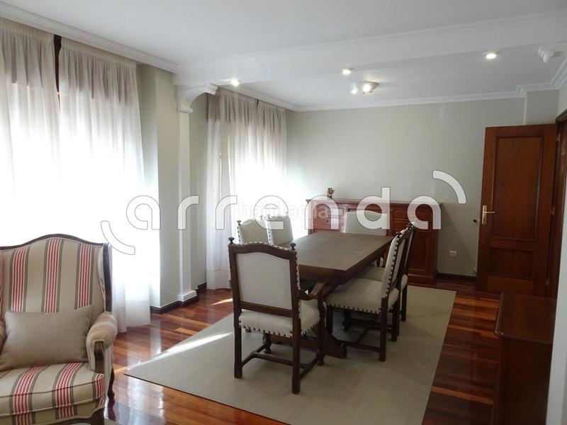 Foto d46abf87-f322-42d4-b93b-9a27ef0050d9. Alquiler piso en Centro - Ayuntamiento Santander