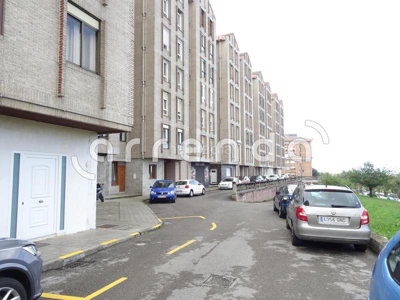 Foto 4e4dade2-0d64-4260-93de-90f8bd62913c. Location appartement avec chauffage dans Los Castros Santander