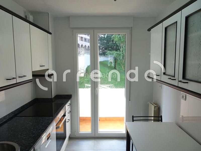 Foto c4eb920a-1232-4f3f-be3b-f1a3b085aa39. Location appartement avec chauffage dans Los Castros Santander