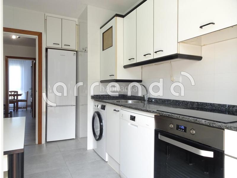 Foto f1fe5992-1ec8-4ea8-a7b6-4620e69dcc2d. Location appartement avec chauffage dans Los Castros Santander