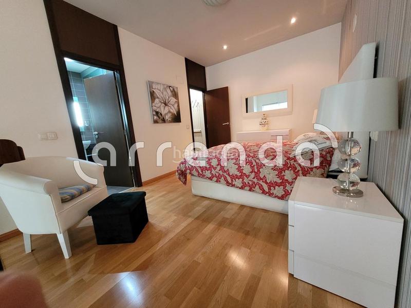 Foto d03cd186-2e2d-4ab9-a678-927cc31daec8. Miete zweistöckige wohnung mit parking in Polígono Industrial Sur San Sebastián de los Reyes