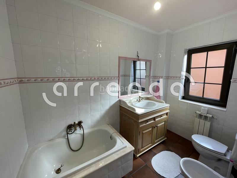 Foto 483ad379-bbad-4a7f-8cf3-013151cfcae5. Casa a Cudón Miengo