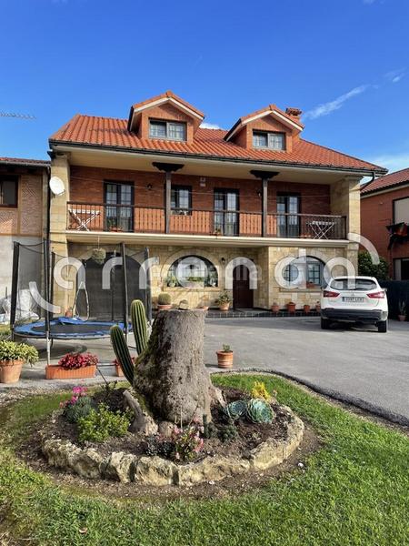 Foto 517f5715-a18a-4b9c-8d1f-6317b567351d. Casa a Cudón Miengo