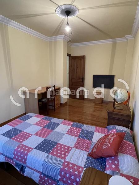 Foto c1eea61e-1e88-4df0-9276-0c91b467ba93. Maison dans Cudón Miengo