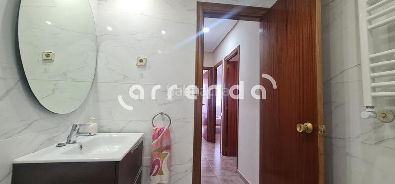 Foto bdf651f0-9988-42f5-a293-b5237af27c41. Miete etagenwohnung in Las Águilas Madrid