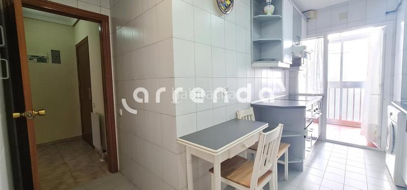 Foto f0b81e6d-ff20-45ca-a29a-3025658ca681. Miete etagenwohnung in Las Águilas Madrid