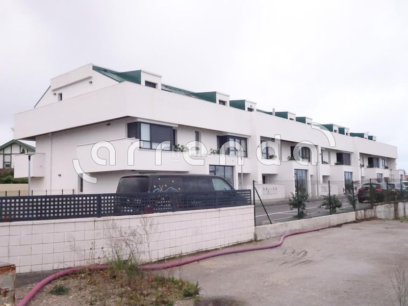 Foto a10be832-8f27-4a8d-b4b2-bb853dd8c15e. Alquiler dúplex en Peñacastillo - Nueva Montaña Santander