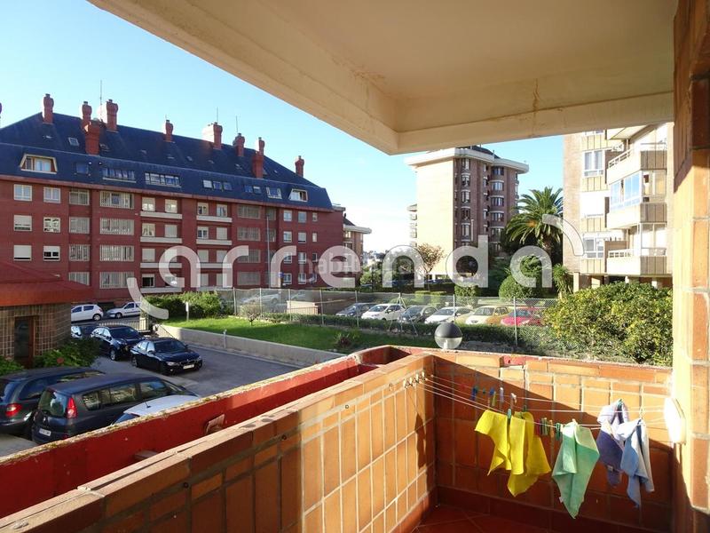 Foto 538594e9-15f0-4570-9ae9-0672516c872a. Rent flat with heating in Valdenoja Santander