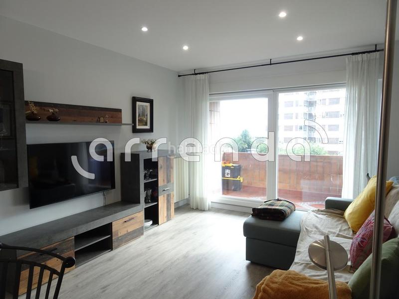 Foto fcc1ca2c-be47-47b7-8a83-d45d11743cd8. Rent flat with heating in Valdenoja Santander