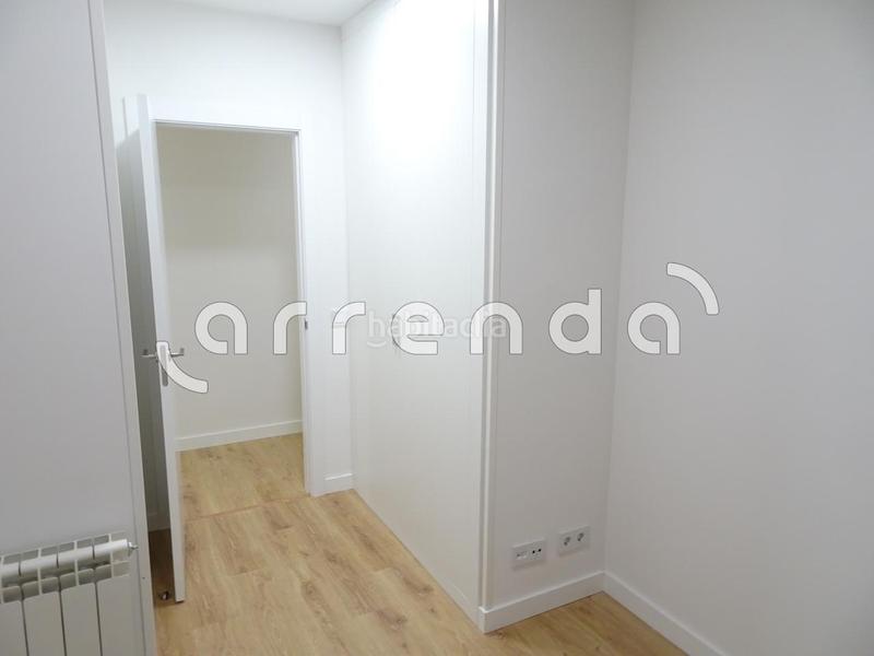 Foto a1a70ec7-17f9-431b-8021-7869806b072a. Location appartement avec piscine dans Astillero (El)