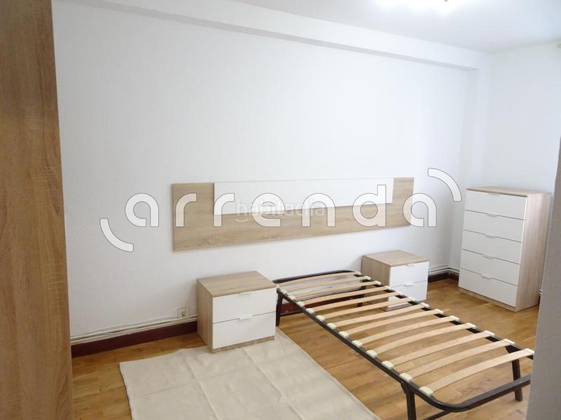 Foto 27e9a1a7-d4fc-4a87-a8ae-a5f16cf32107. Miete etagenwohnung mit heizung in Los Castros Santander